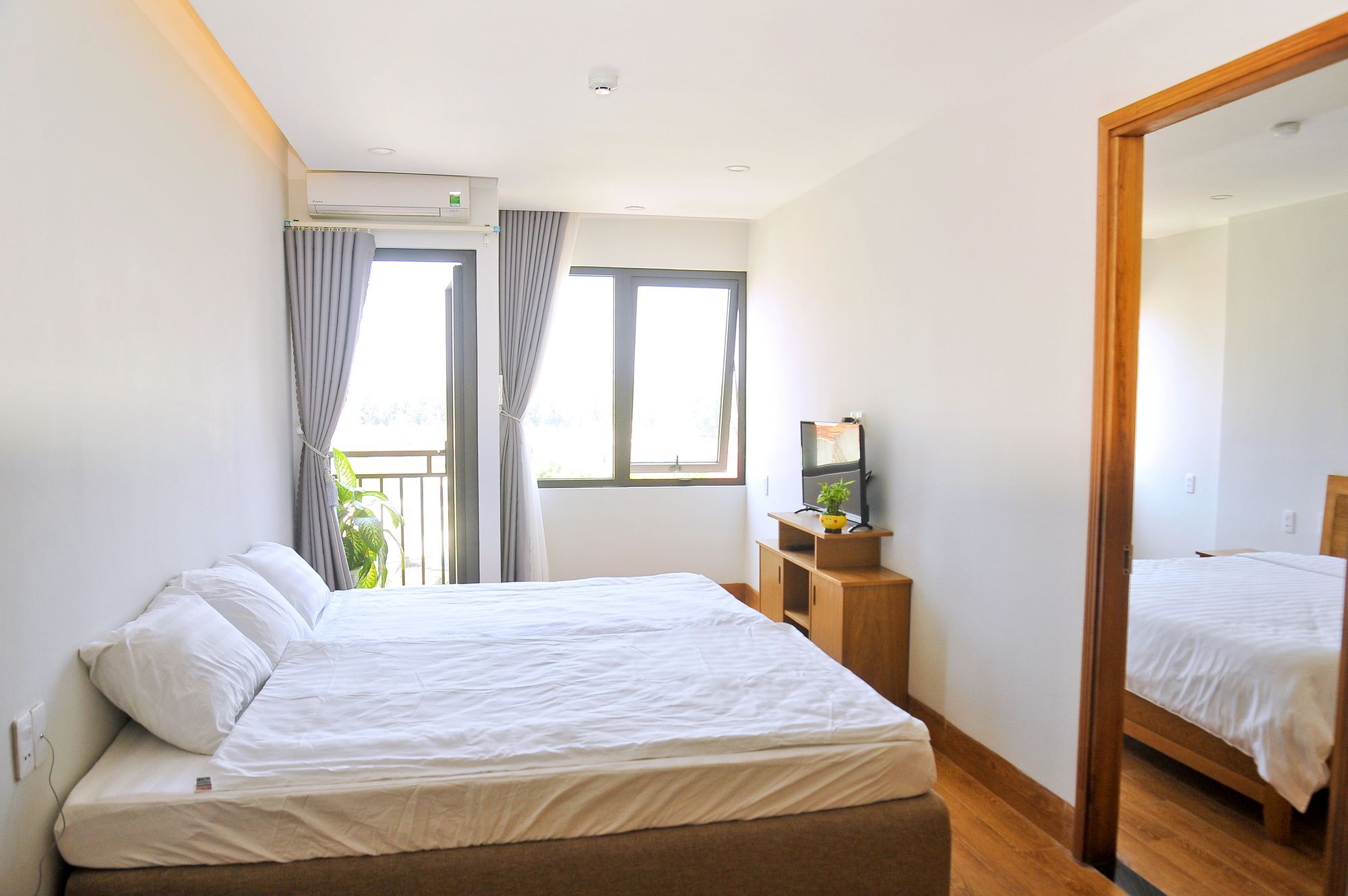 Flower Apartment Дананг Экстерьер фото